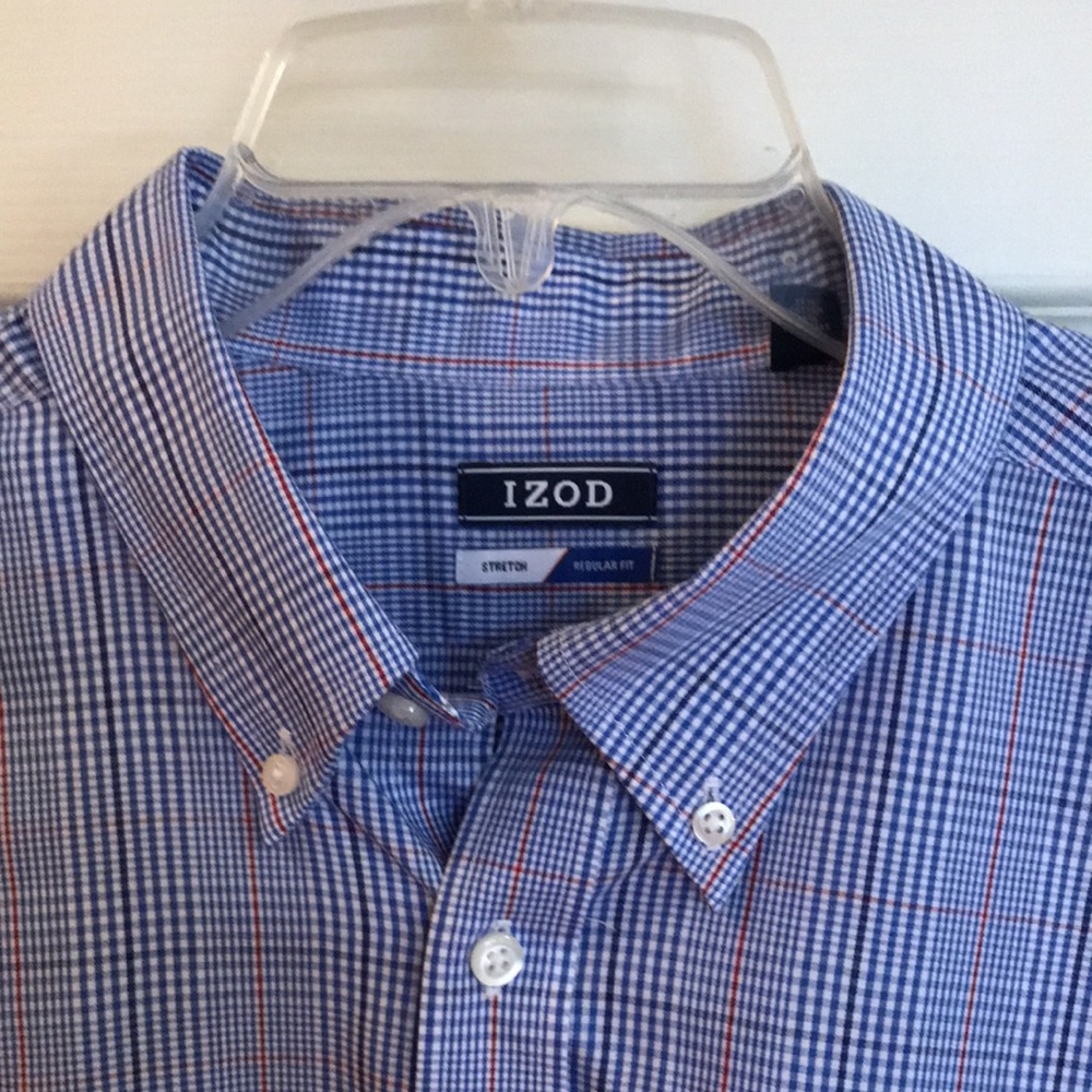 IZOD NWT Men’s button down shirt 17-17 1/2” 34/35